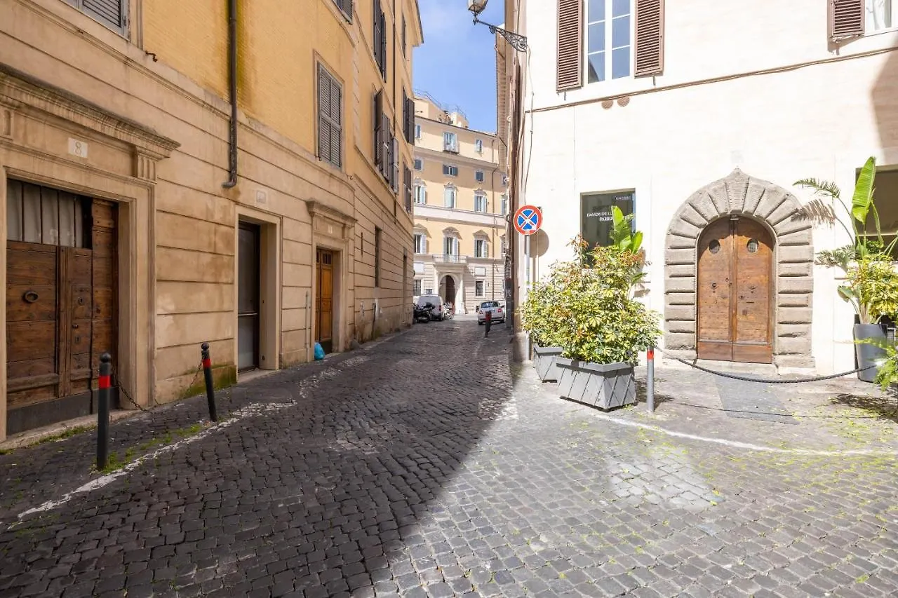 Vg Piazza Navona 5 Stelle Parlamento Room Rome